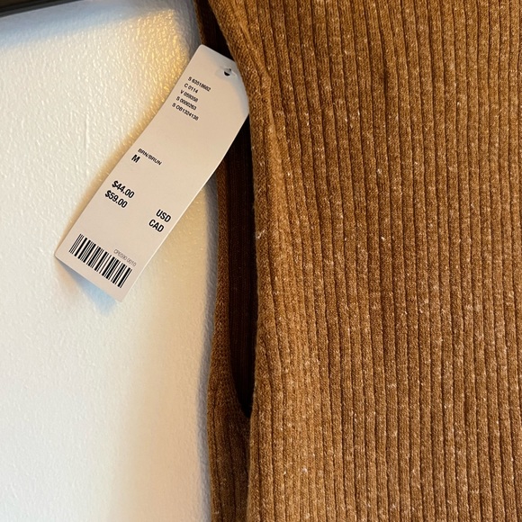 Urban Outfitters Medium Burnt Yellow/brown Sleeveless Turtle Neck, Never Worn - Picture 3 of 5